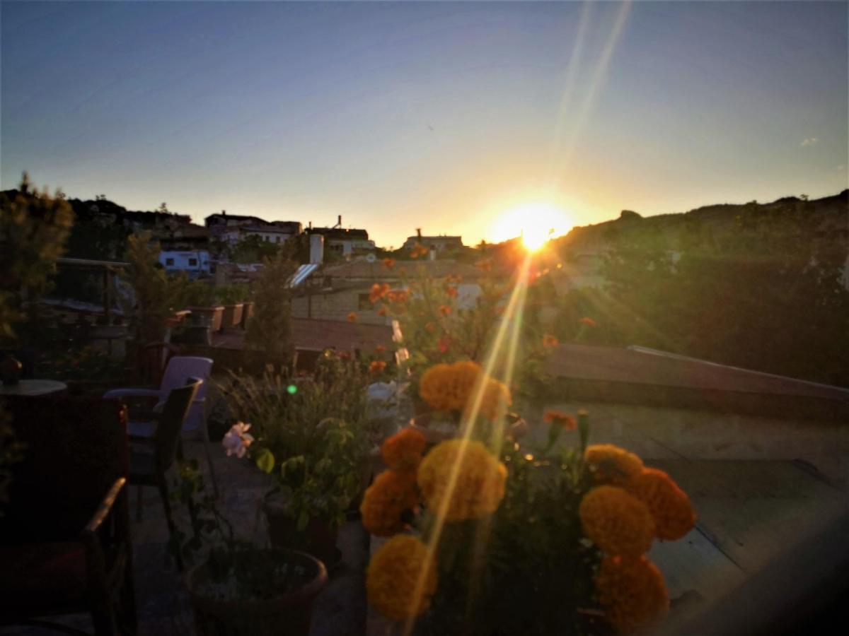 Larissa Cave Hotel Невшехир Екстериор снимка